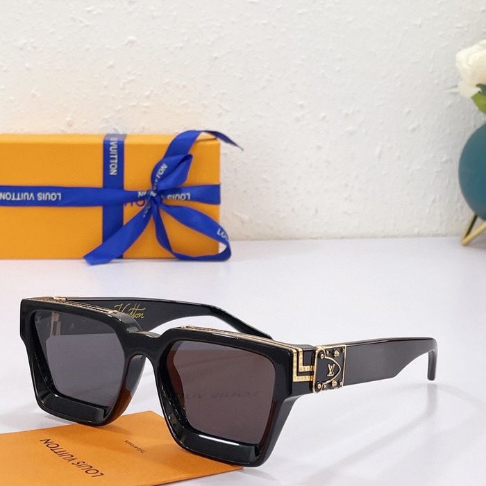 Louis Vuitton Sunglasses Top Quality LVS00131